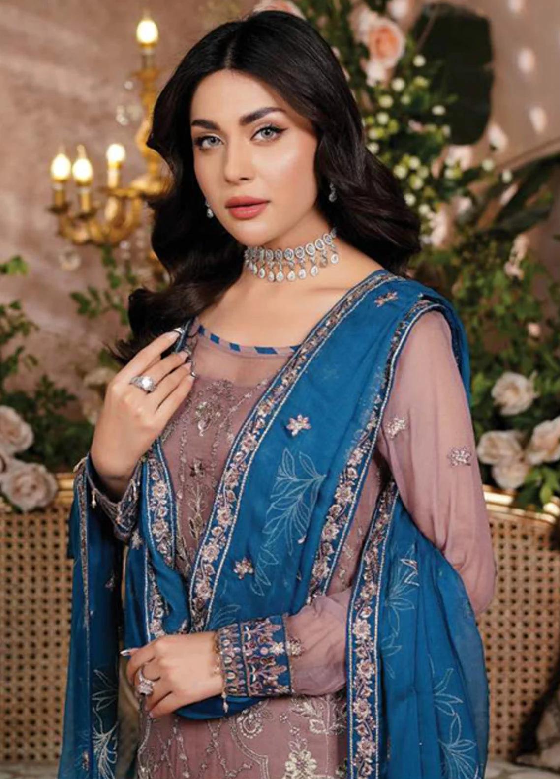 Embroidered Chiffon Suit & Sequins Dupatta - Image 3