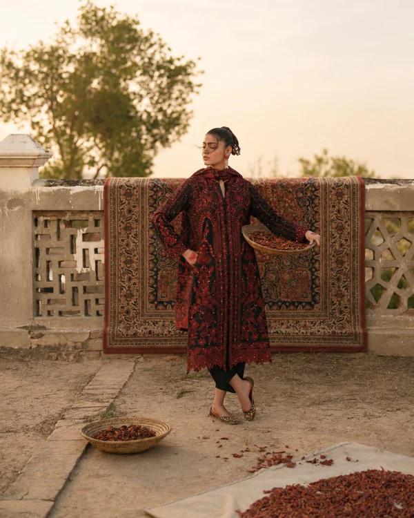 Embroidered Lace Lawn Ensemble - Image 5