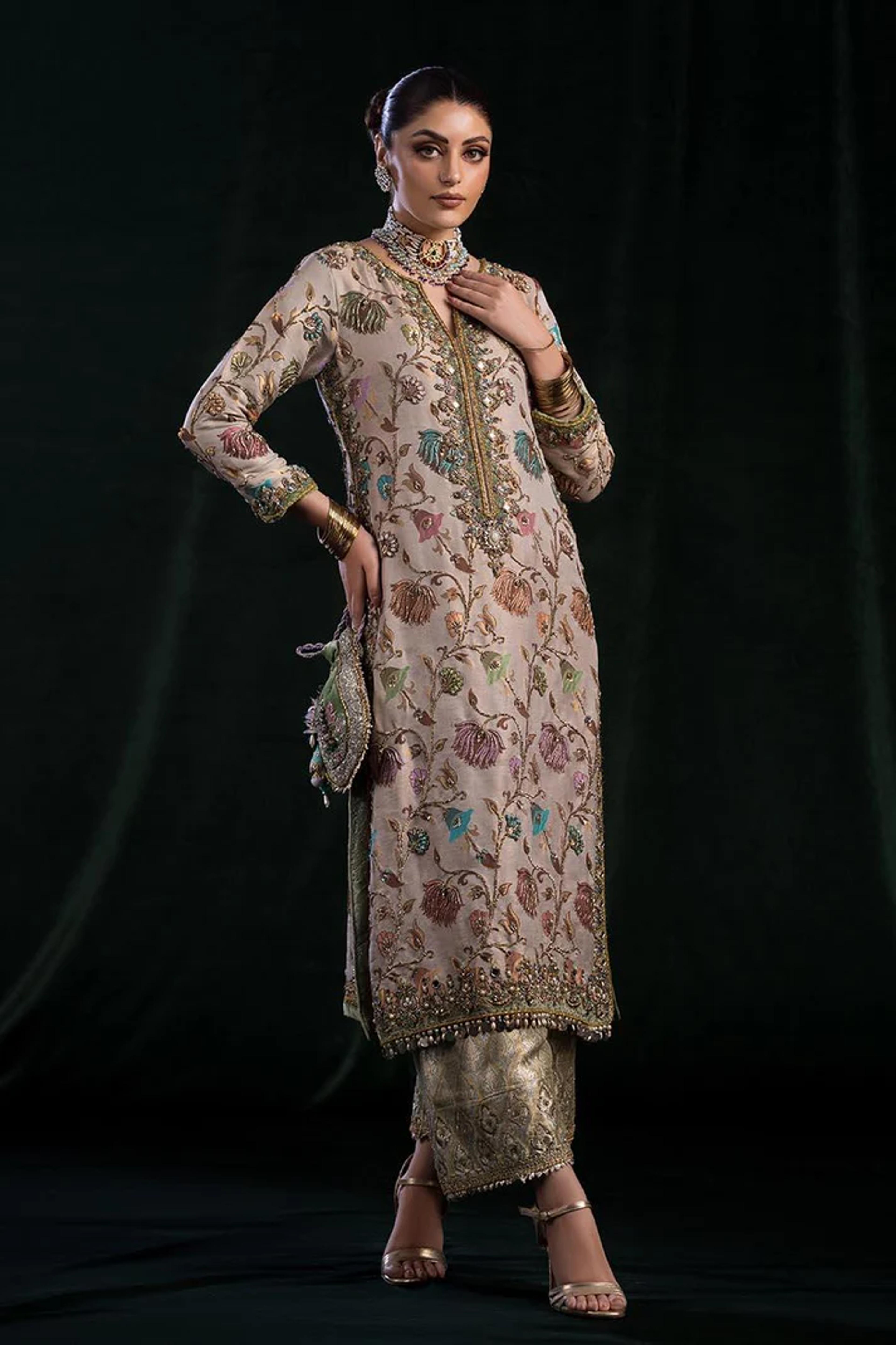 Embroidered Zardozi & Dabka Suit - Thumbnail 5