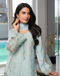 Embroidered Suit with Rose Motifs - Thumbnail 3