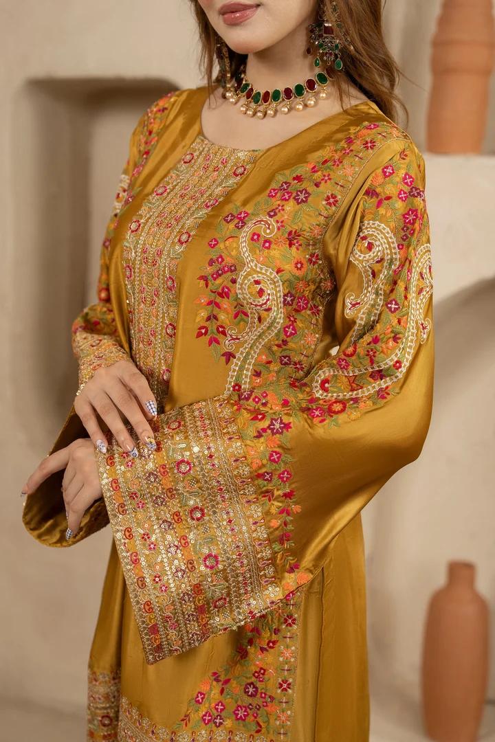 3D Sequin Floral Embroidered Suit - Image 13