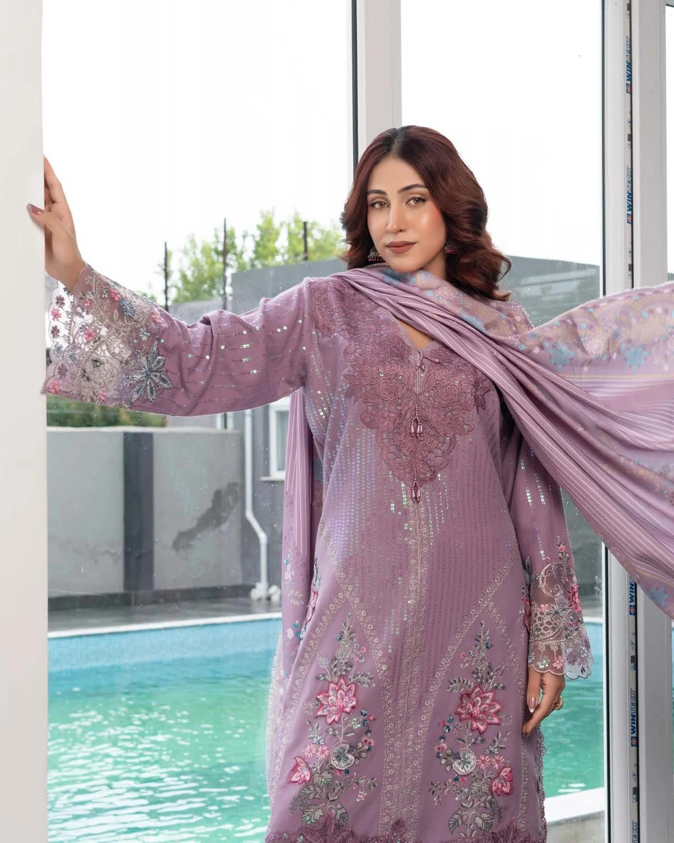Embroidered Dhanak 3 Piece Suit - Image 5