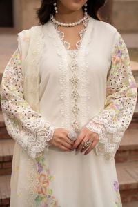Chikankari Long Shirt with Sequins Dupatta & Capri - Thumbnail 9