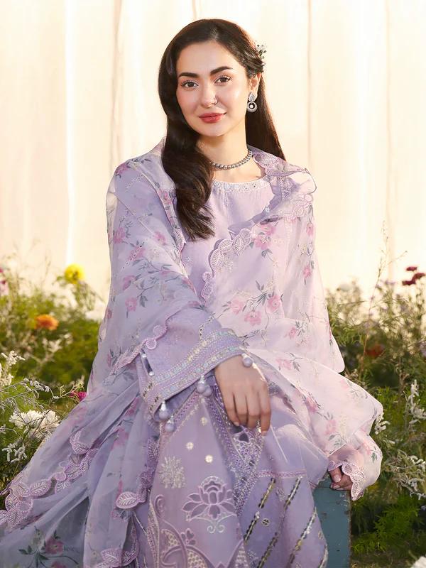 Luxury Jacquard Suit with Floral Cutwork Dupatta & Stonework - Image 5