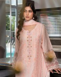 Embroidered Suit with Geometric Hem - Thumbnail 4