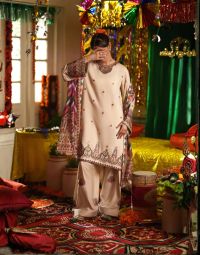 Beige Silk Suit with Printed Dupatta - Thumbnail 1
