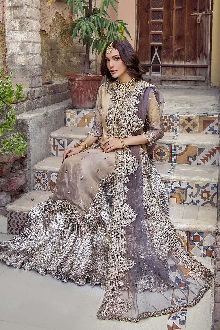 Hand-Embroidered Festive Suit - Image 7