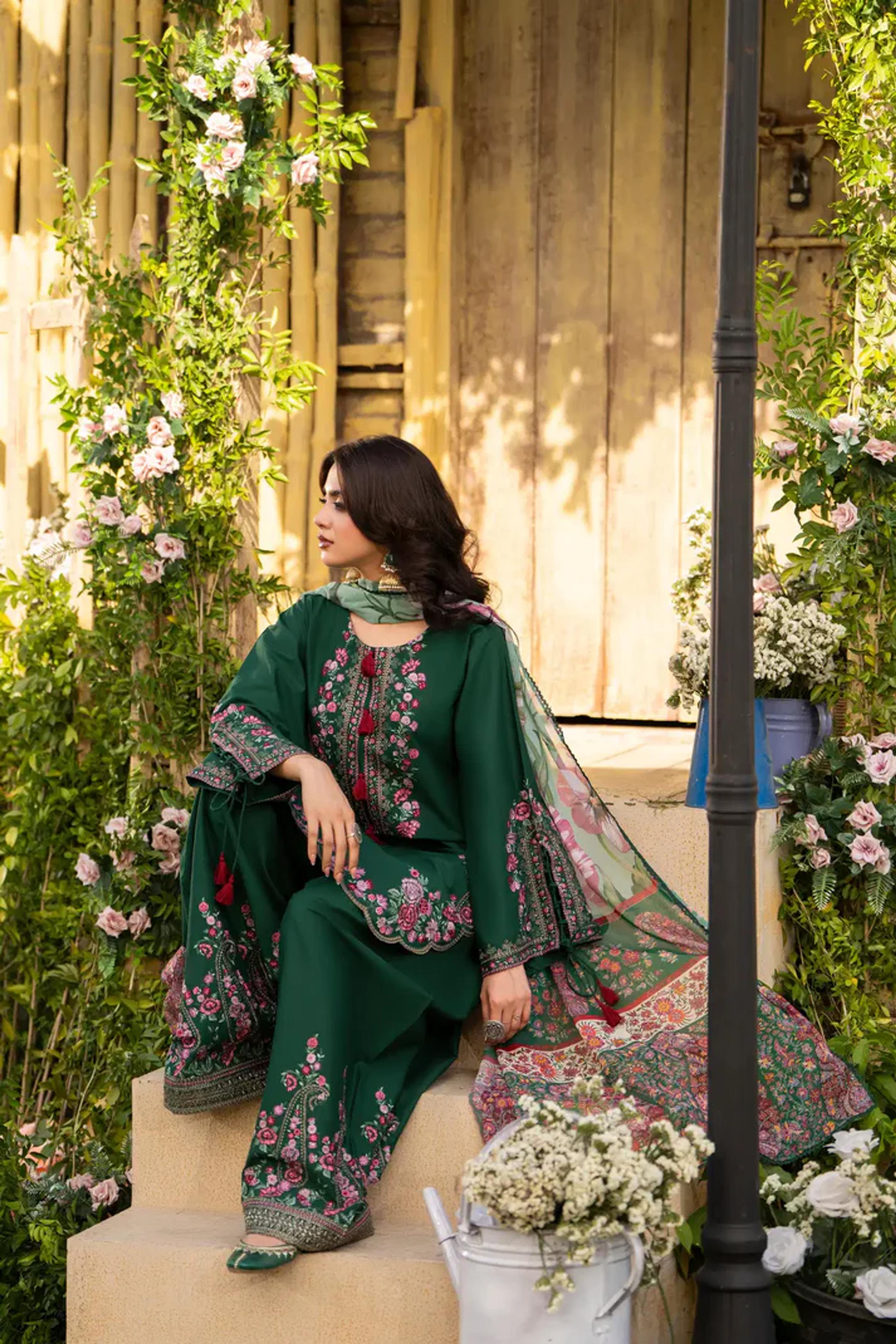 Short Shirt with Dori Tassels & Chiffon Dupatta  - Thumbnail 7