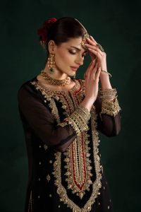 Hand-Embroidered Chiffon & Silk  - Thumbnail 8