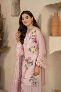 Bloom Embroidered Silk Suit - Thumbnail 9