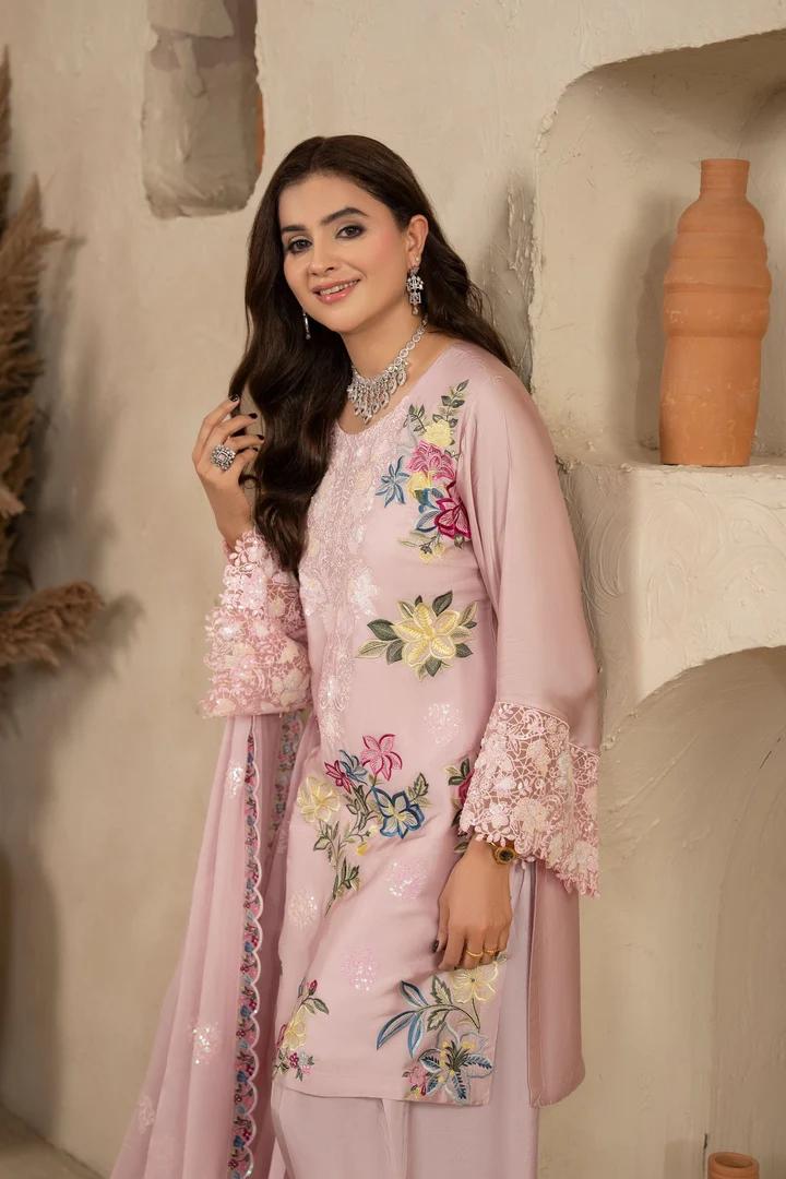 Bloom Embroidered Silk Suit - Image 9
