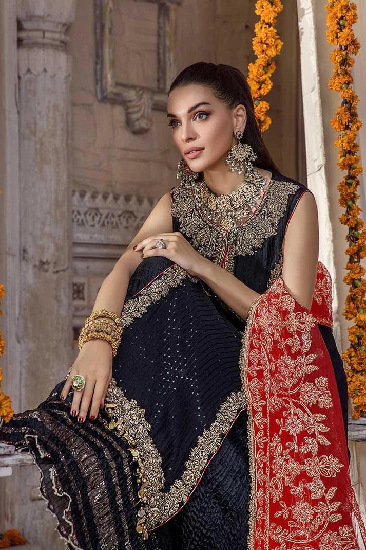 Needlecraft Chiffon Suit with Crushed Sharara - Image 9