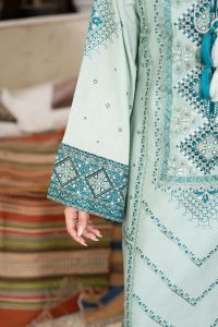 Embroidered Cotton Suit with Applique & Tassels - Thumbnail 4