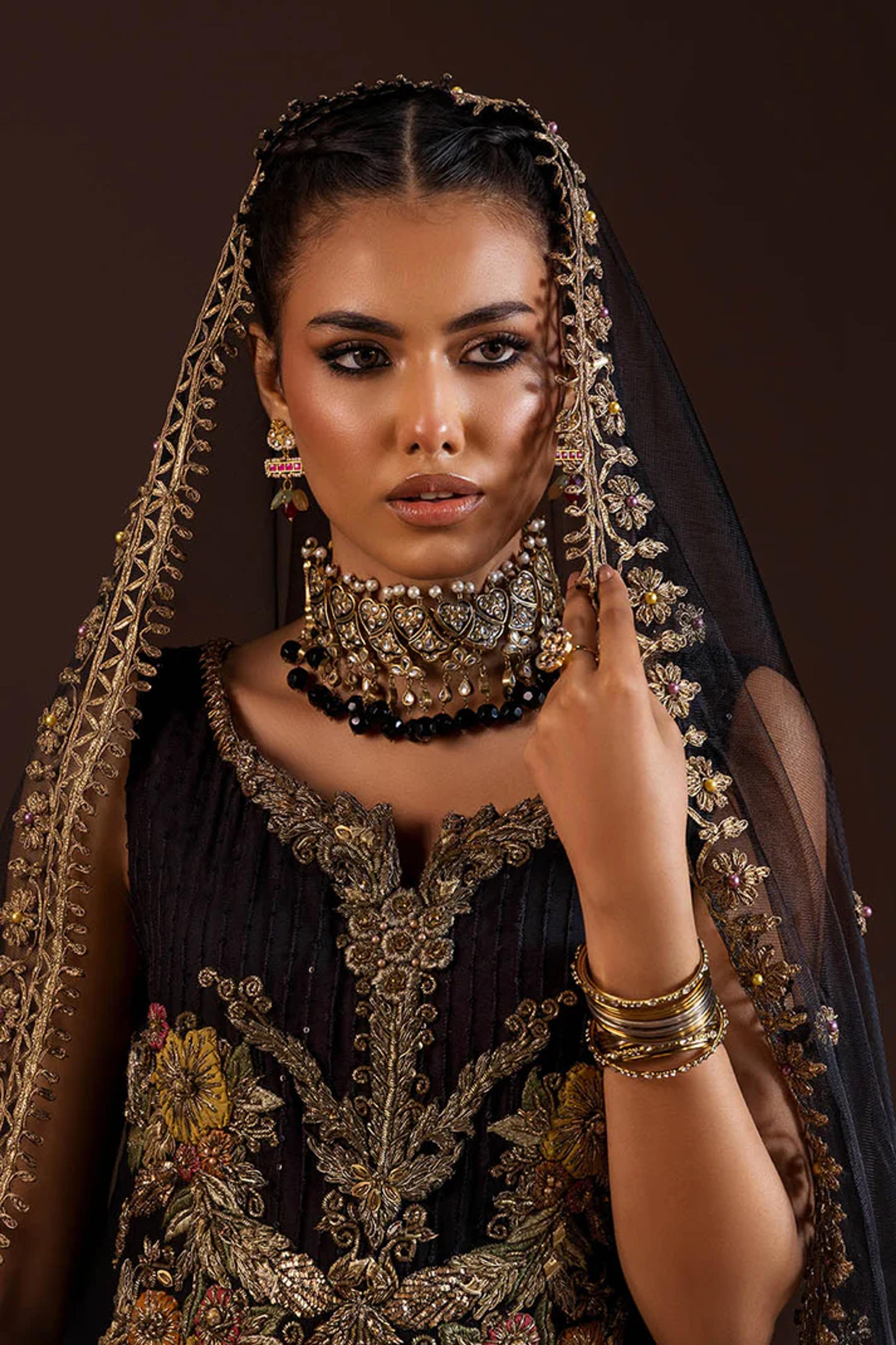 Kora Dabka Chiffon Shirt & Gotta Work Dupatta - Thumbnail 5