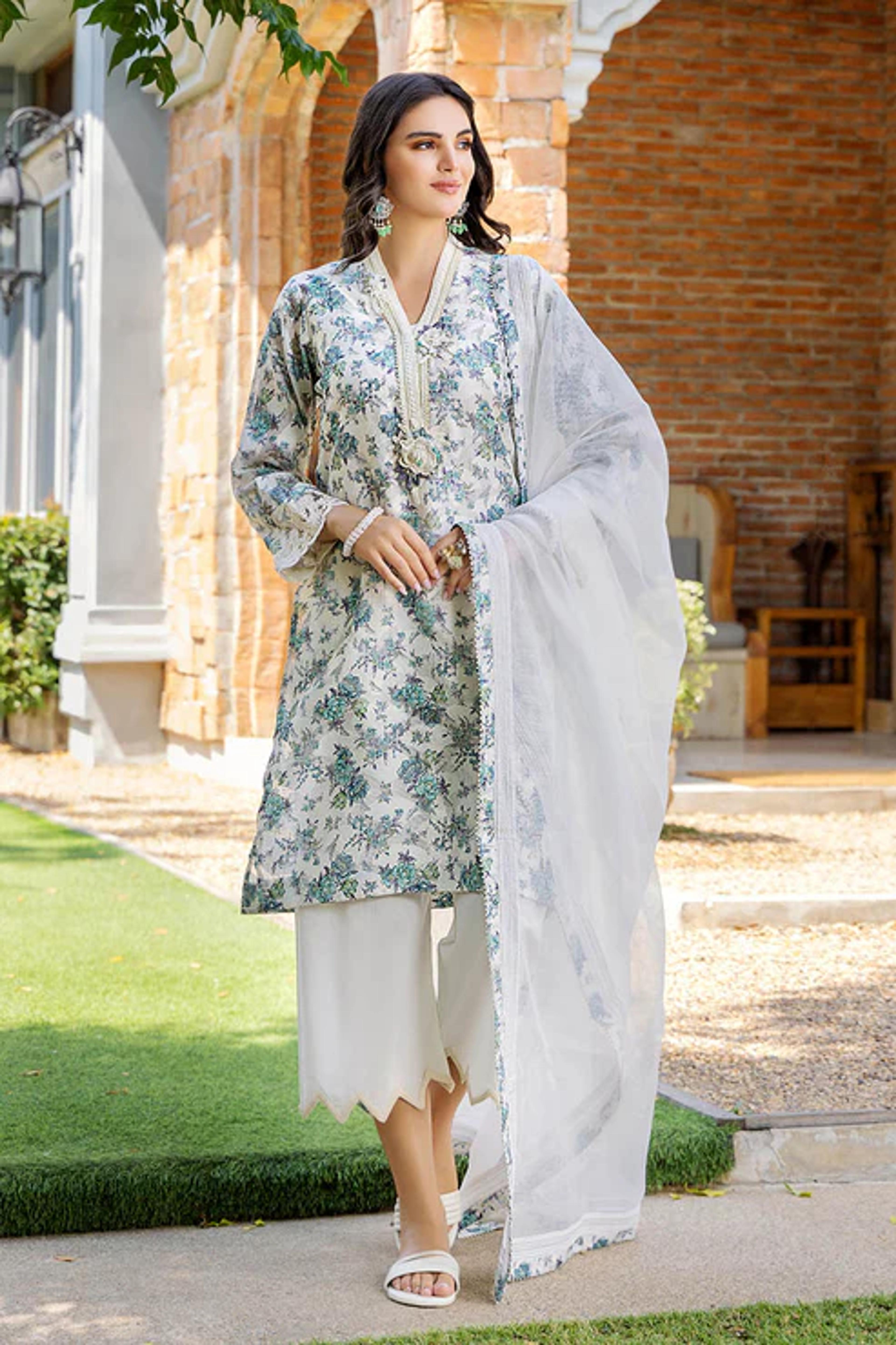 3-Piece Embroidered Brochette Cotton