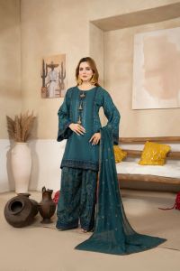 Tilla Embroidered Silk Suit - Thumbnail 9