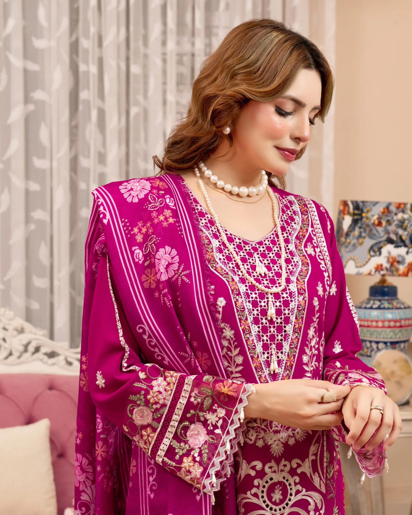 Shaheen Bloom Suit - Image 5