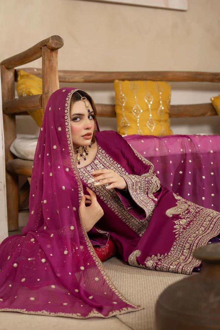 Zafar Tilla 3-Piece Suit - Image 11