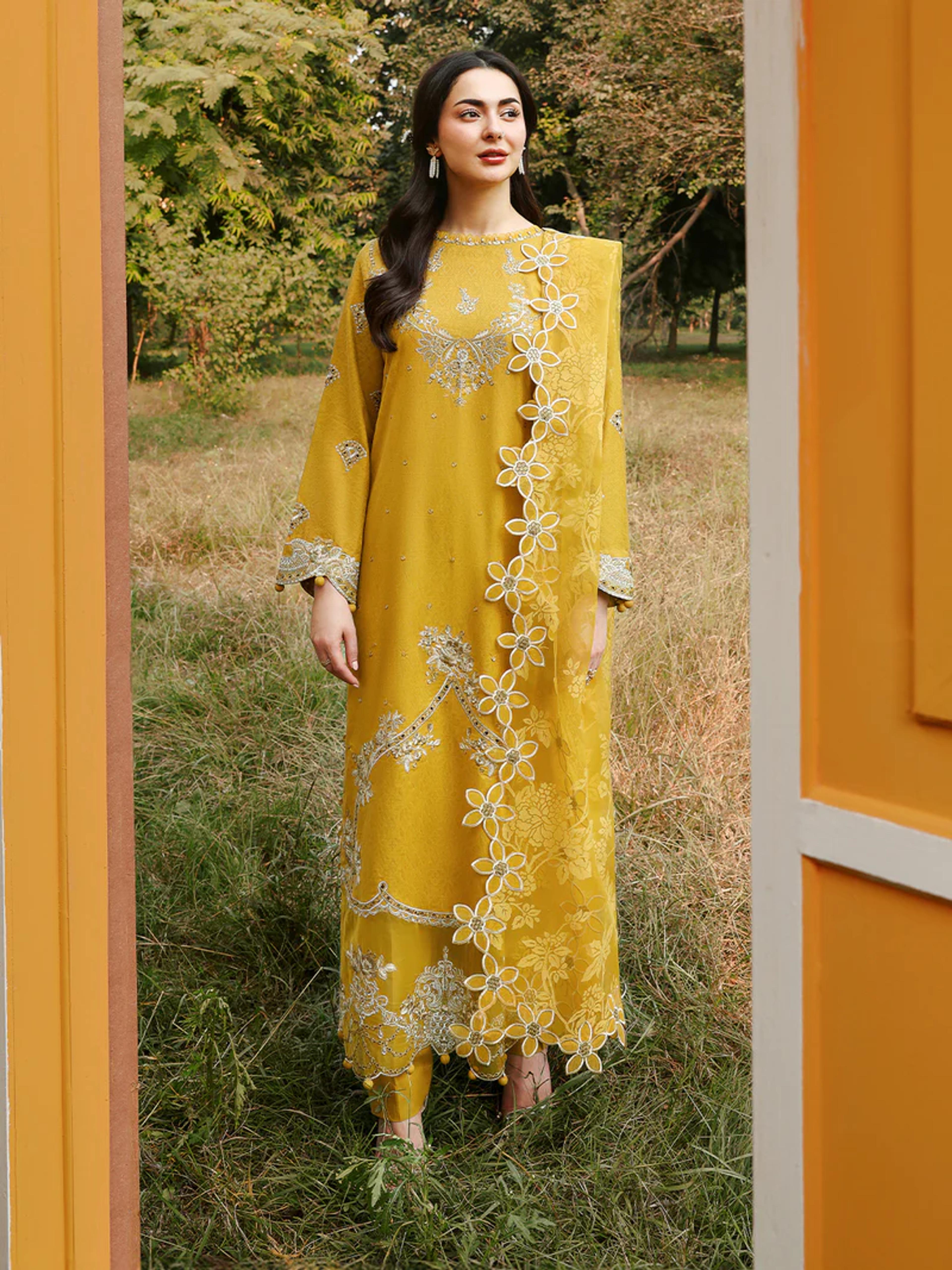 Luxury Chikankari Jacquard Suit with Organza Dupatta - Thumbnail 1
