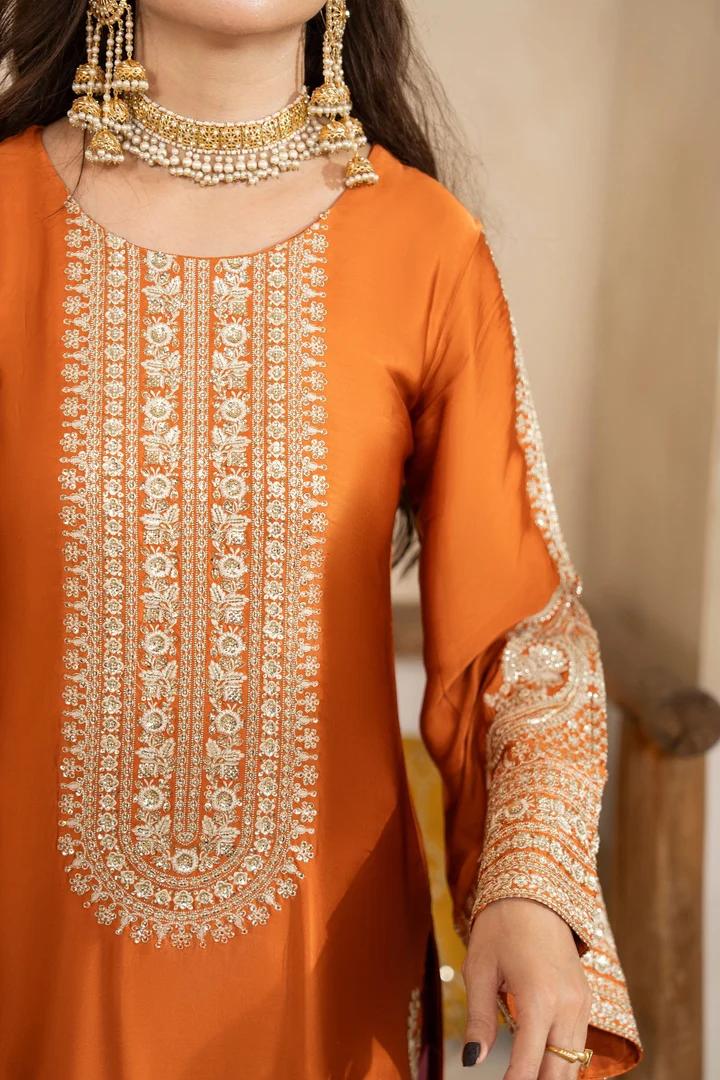 Zafar Tilla 3-Piece Suit - Image 5