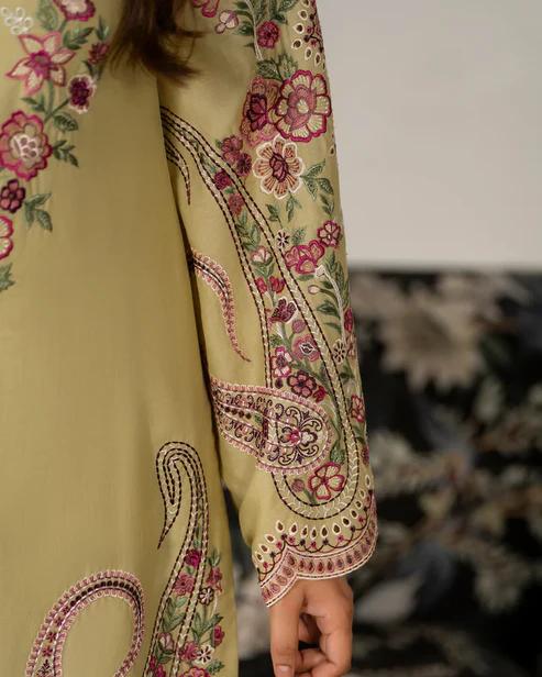 Suit with Cutwork Trouser & Lace - Image 10