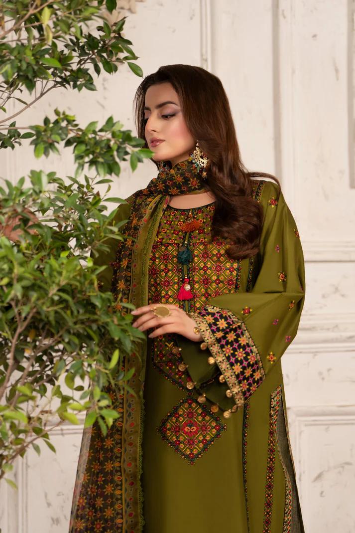 Sindhi Embroidered Shirt & Loose Trouser with Chiffon Dupatta - Image 3