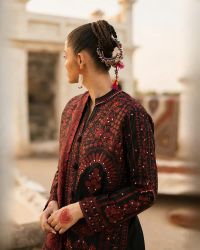 Embroidered Lace Lawn Ensemble - Thumbnail 3