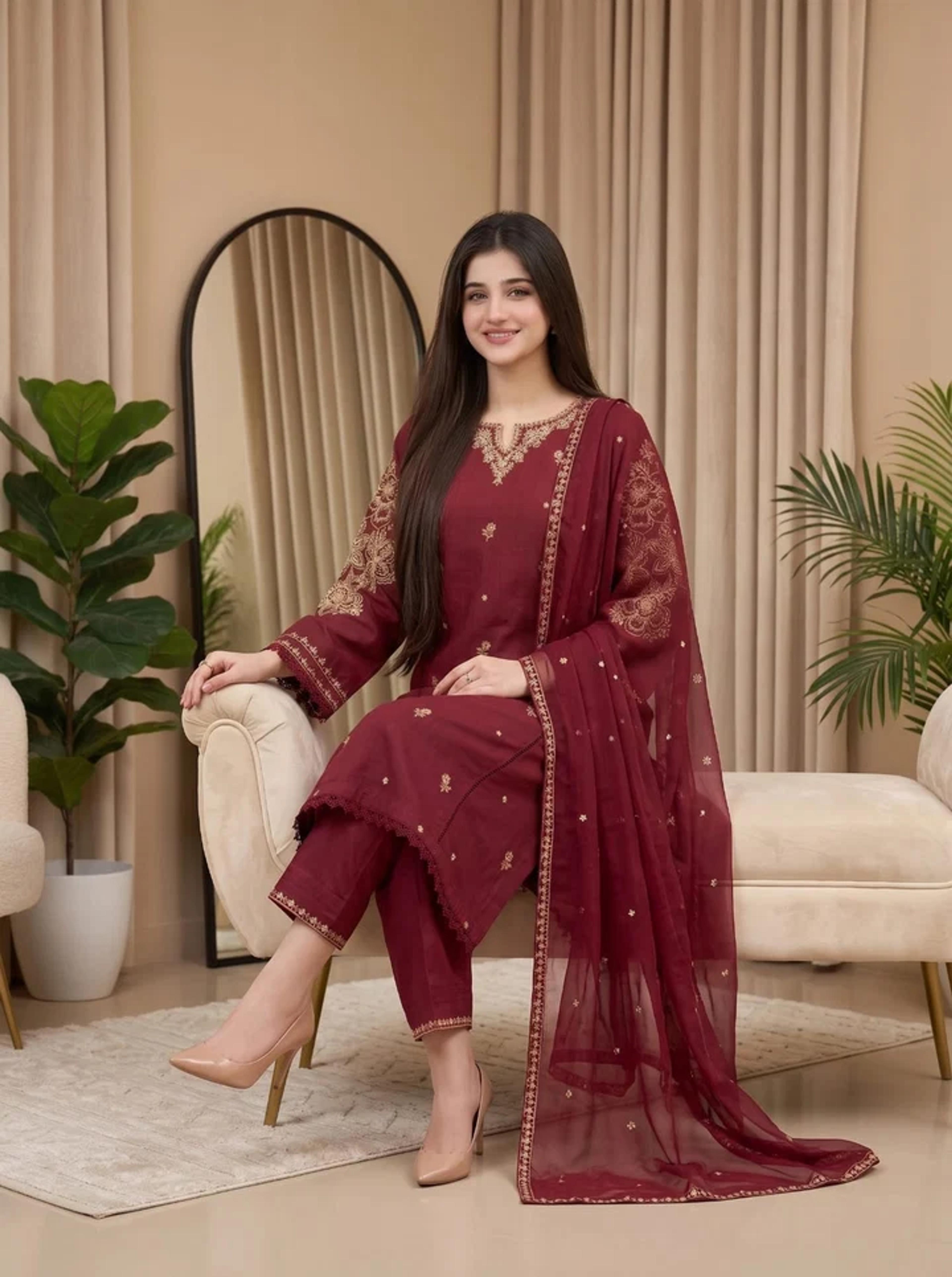 Refined Cotton Lawn Suit with Embroidered - Thumbnail 3