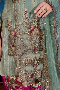 Hand-Embroidered Mesuri Karandi - Thumbnail 8