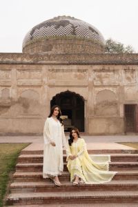 Chikankari Long Shirt with Sequins Dupatta & Capri - Thumbnail 11