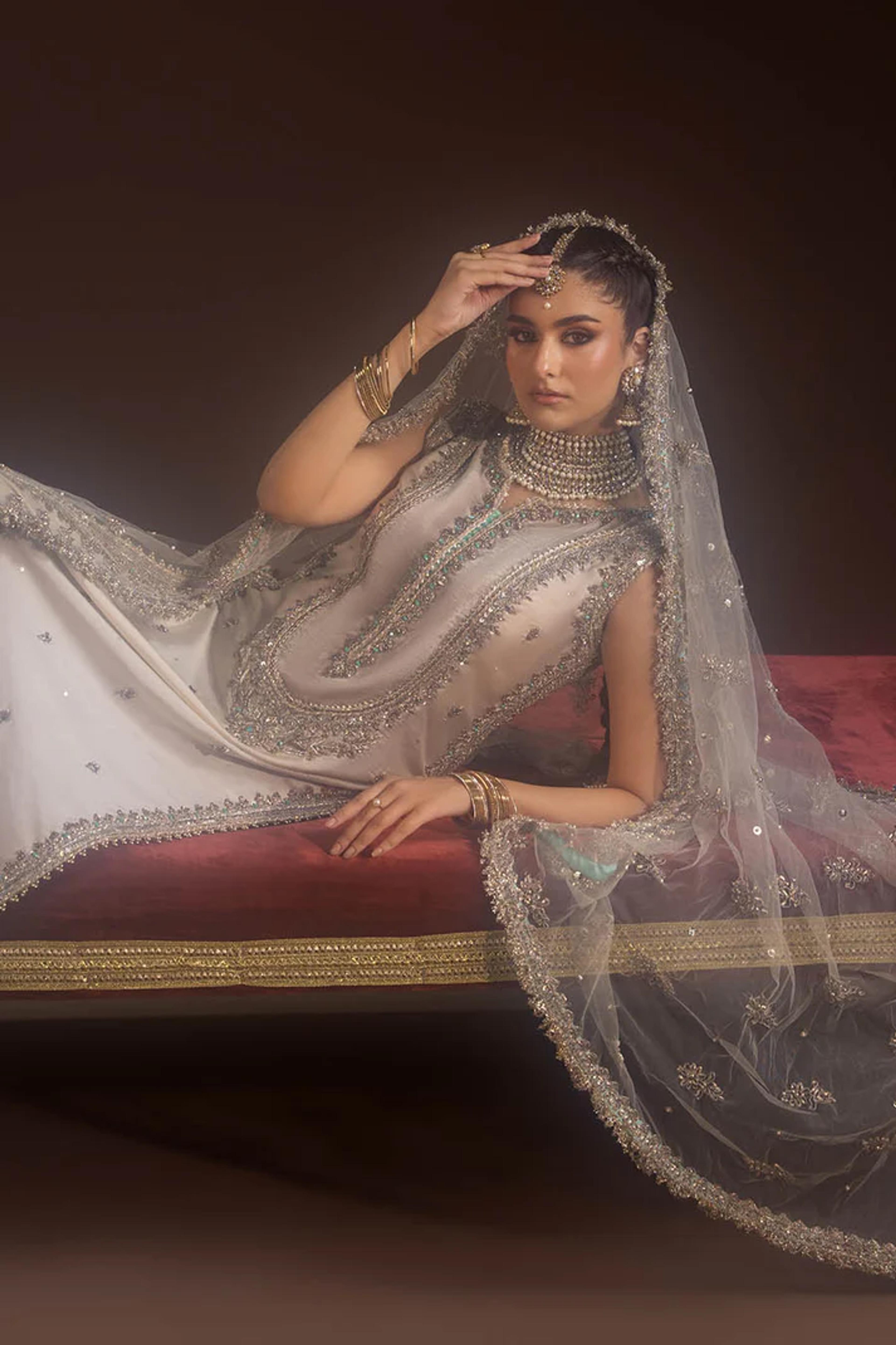 Silk Suit with Net Dupatta&Trousers - Thumbnail 5