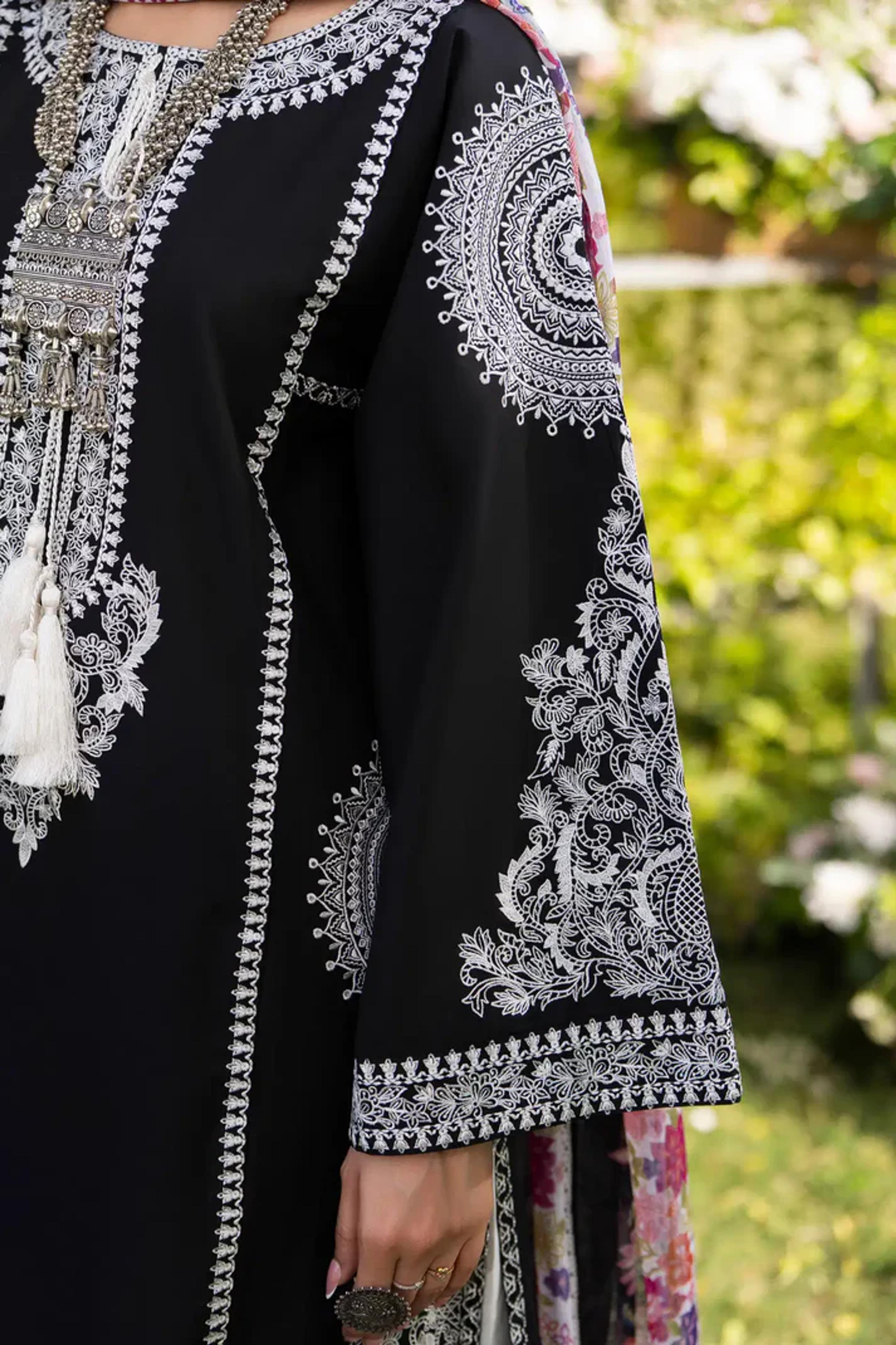 Embroidered Shirt & Printed Chiffon Dupatta - Thumbnail 6