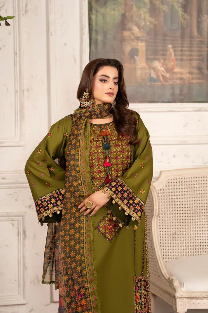 Sindhi Embroidered Shirt & Loose Trouser with Chiffon Dupatta - Image 6