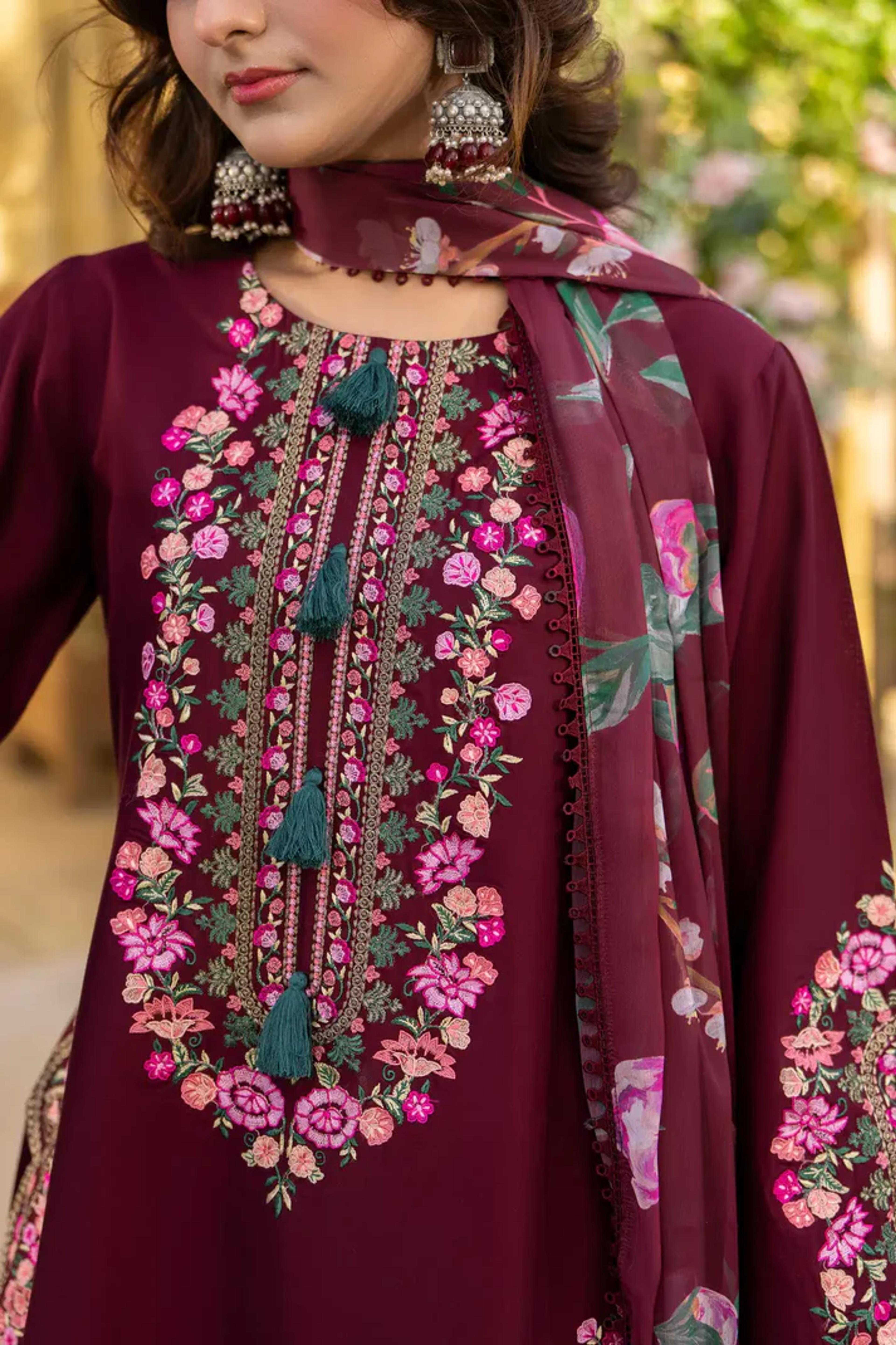 Short Shirt with Dori Tassels & Chiffon Dupatta  - Thumbnail 11