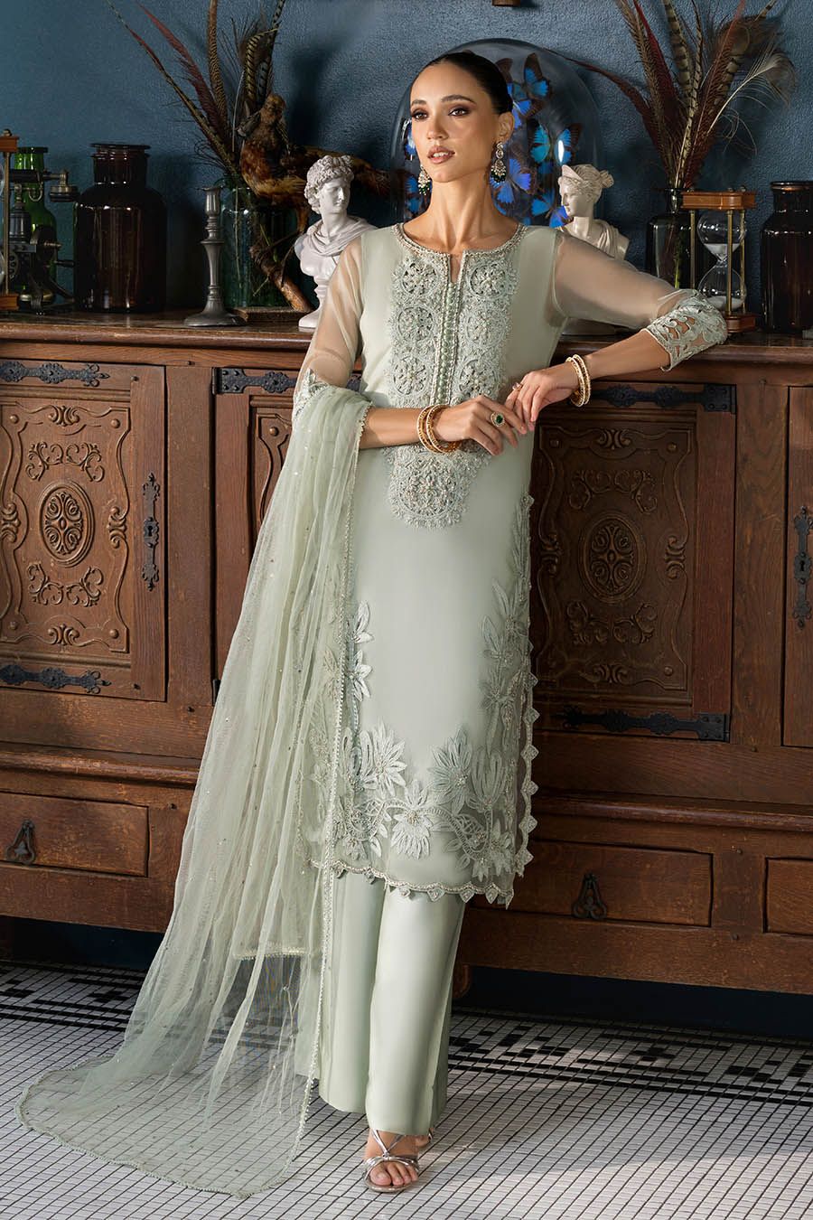 Kora & Aari Embroidered Set - Image 11