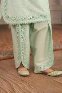 Embroidered Short Shirt & Tulip Shalwar with Chiffon Dupatta - Thumbnail 13
