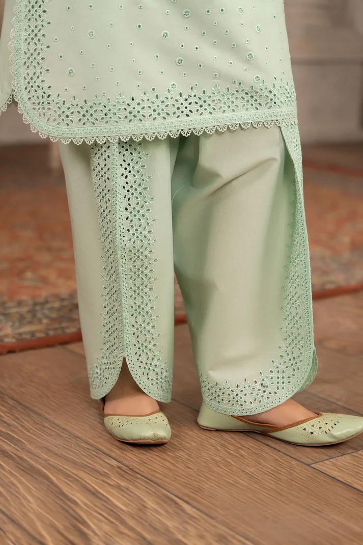 Embroidered Short Shirt & Tulip Shalwar with Chiffon Dupatta - Image 13