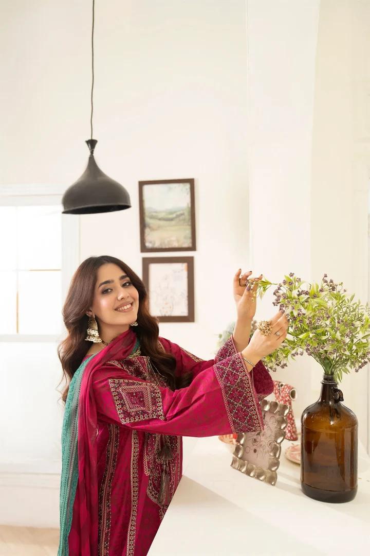 Magenta Lawn Suit with Flowing Farshi Shalwar - Image 8