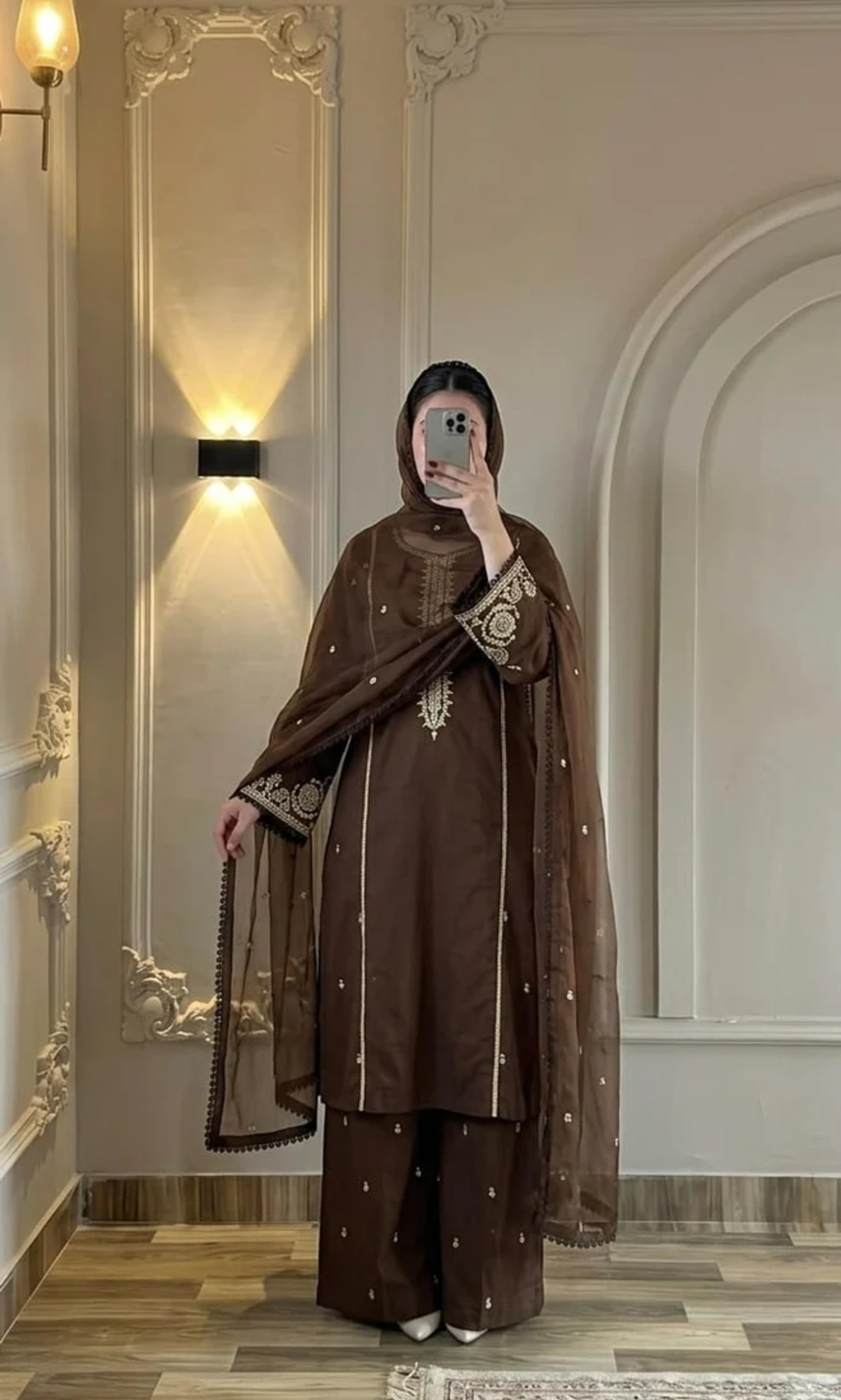 Embroidered Lawn Suit with Sequin Dupatta - Thumbnail 2