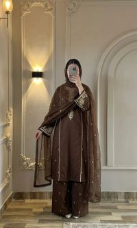 Embroidered Lawn Suit with Sequin Dupatta - Thumbnail 2