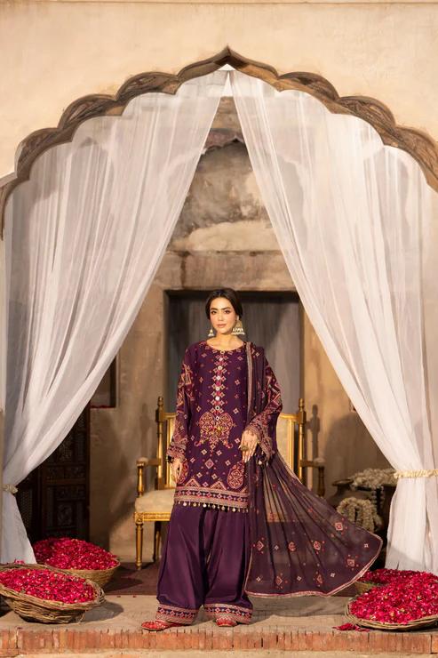 Embroidered Short Shirt & Shalwar - Image 6