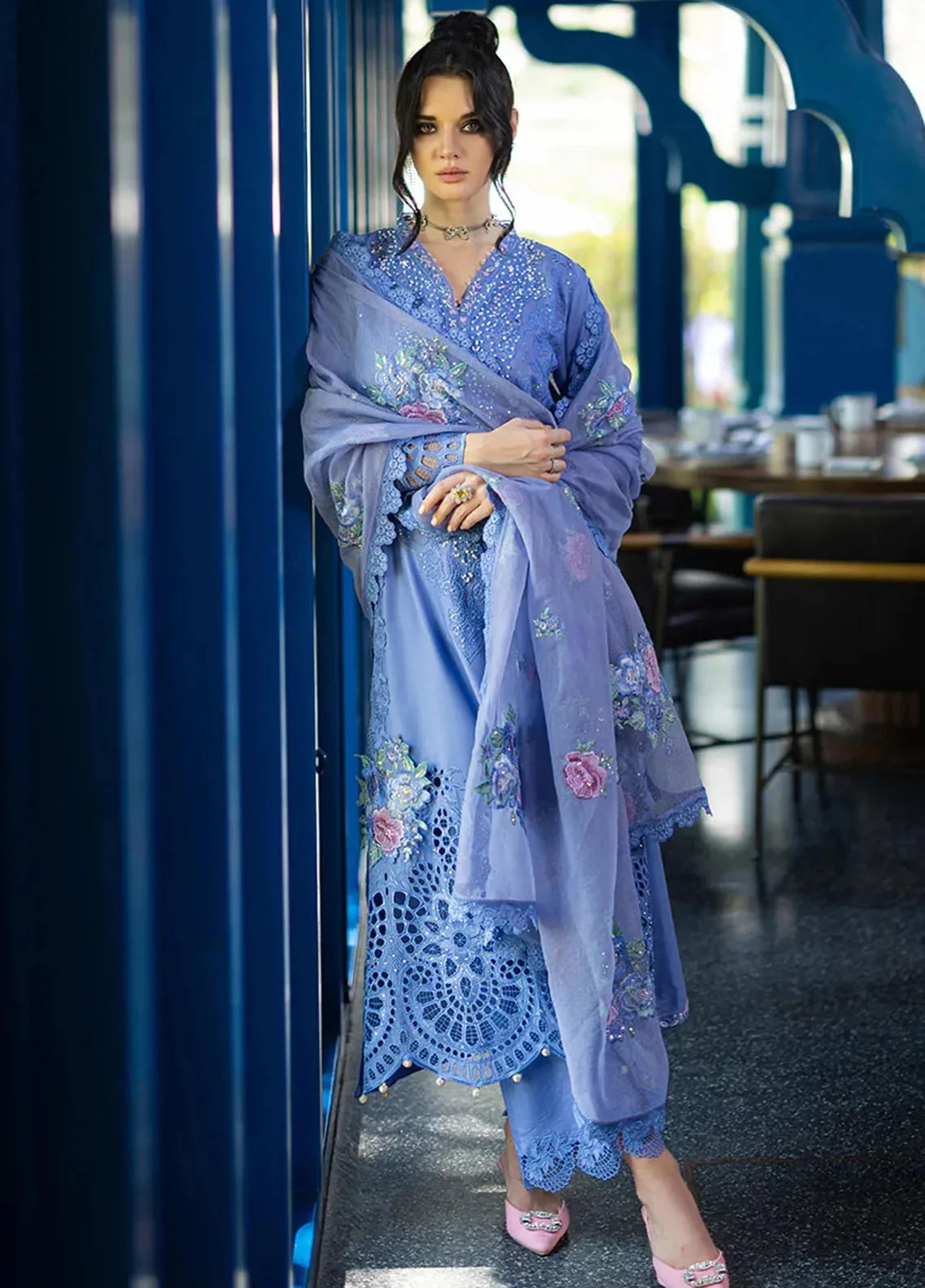 Chikan Embroidered Lawn Suit with Sequins - Thumbnail 6