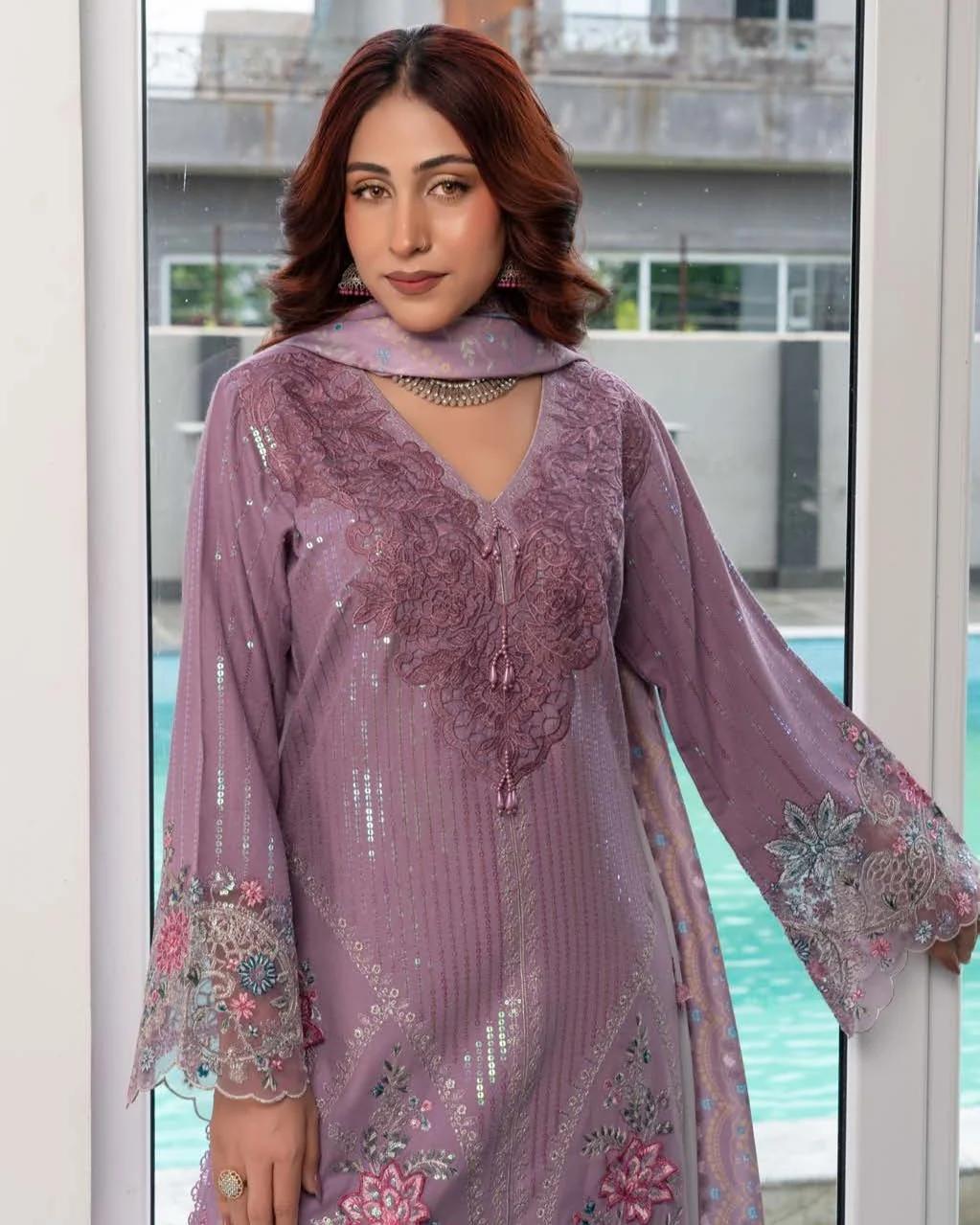 Embroidered Dhanak 3 Piece Suit - Image 3