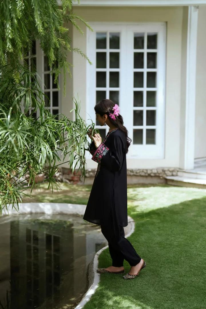 Black Cotton Lawn Suit with Silk Dupatta - Image 4