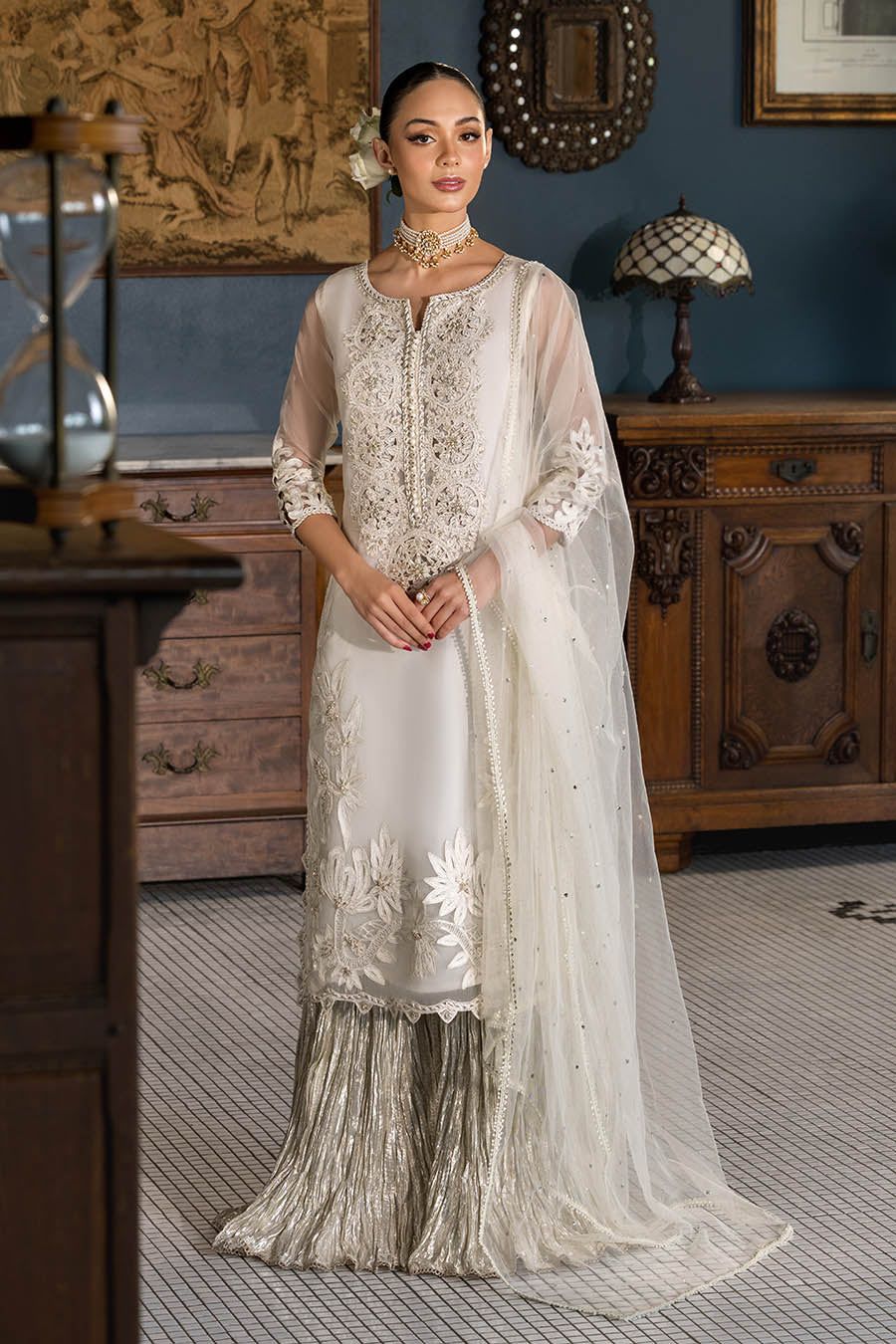 Kora & Aari Embroidered Set - Image 3