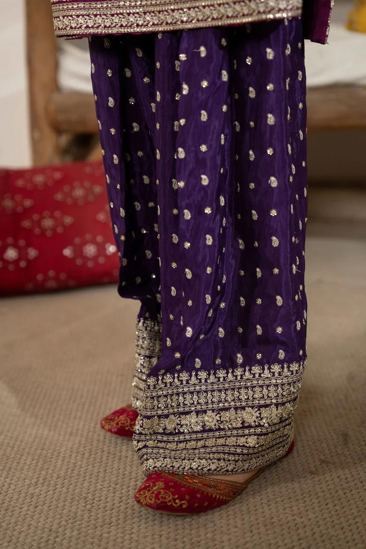Zafar Tilla 3-Piece Suit - Image 16