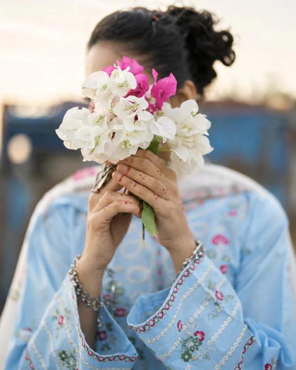 Floral Embroidered Lawn Suit - Image 4