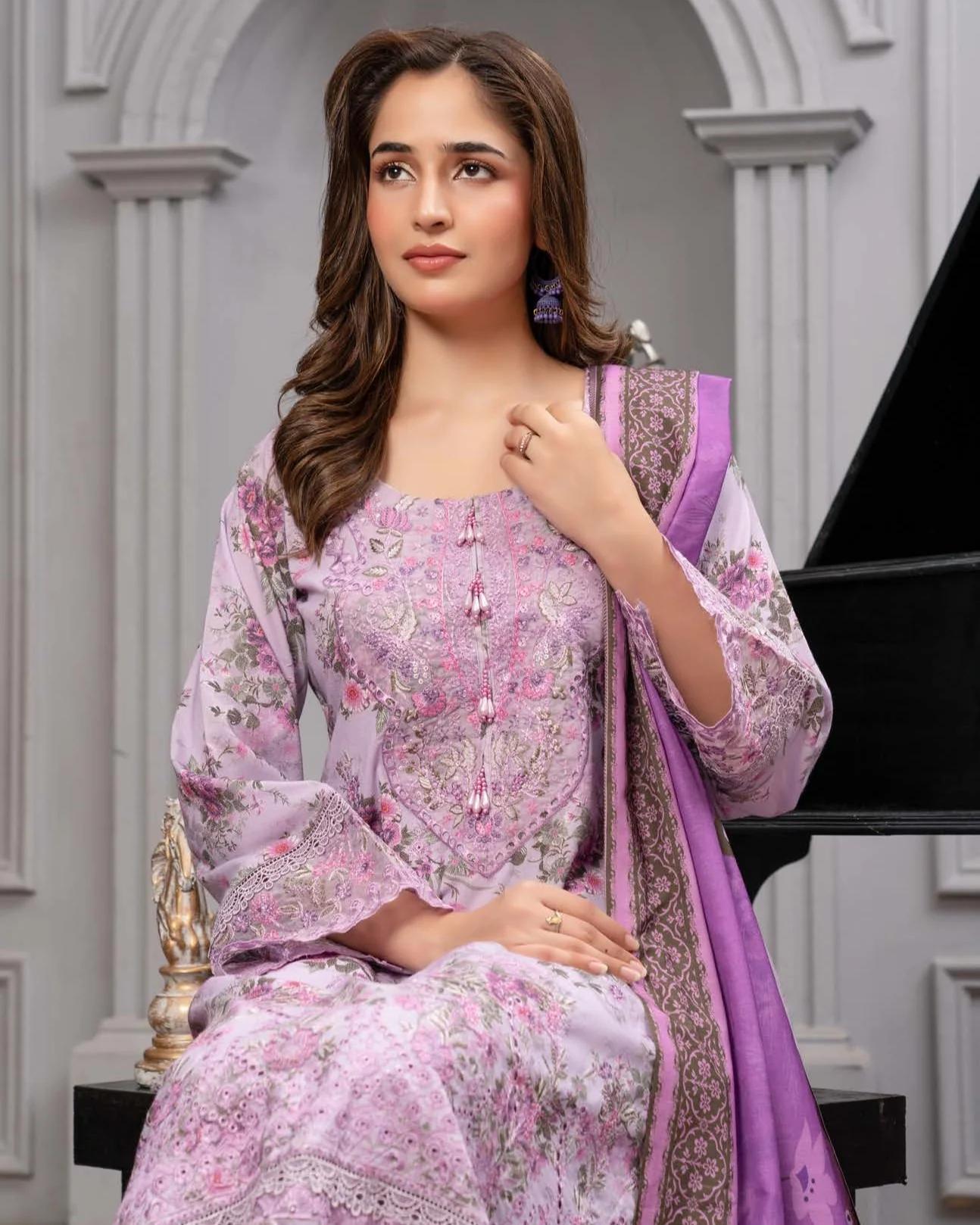 Printed Embroidered Suit with Beaded Tassel - Image 4