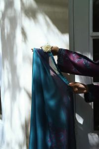 Casual Comfort Suit with Silk Dupatta Flair - Thumbnail 4