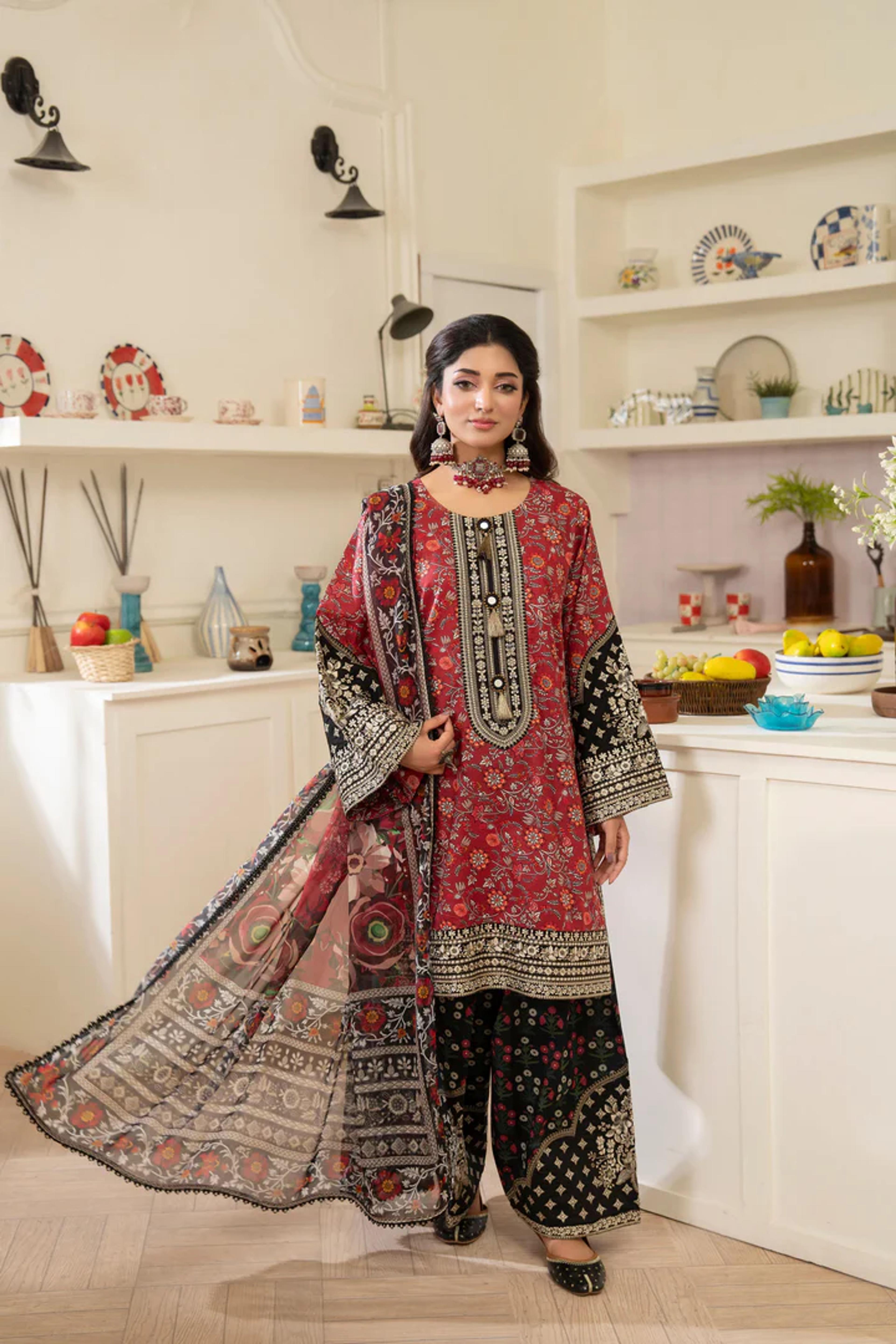 Luxury Lawn Ensemble